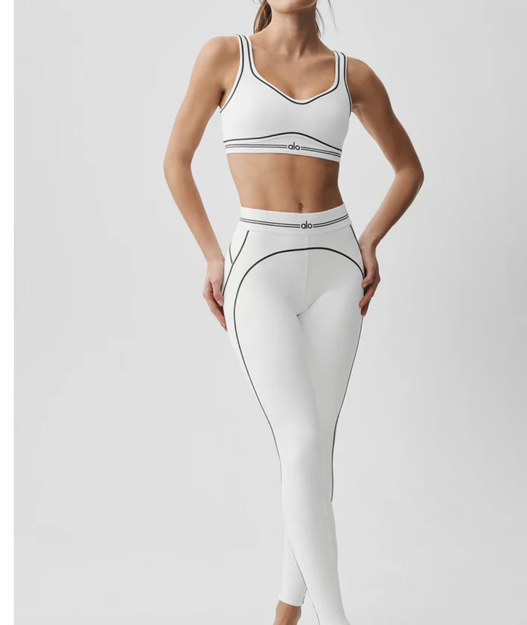 ALO TWO PIECE AIRBRUSH HIGH-WAIST HEART THROB LEGGINGS AND TOP BRA